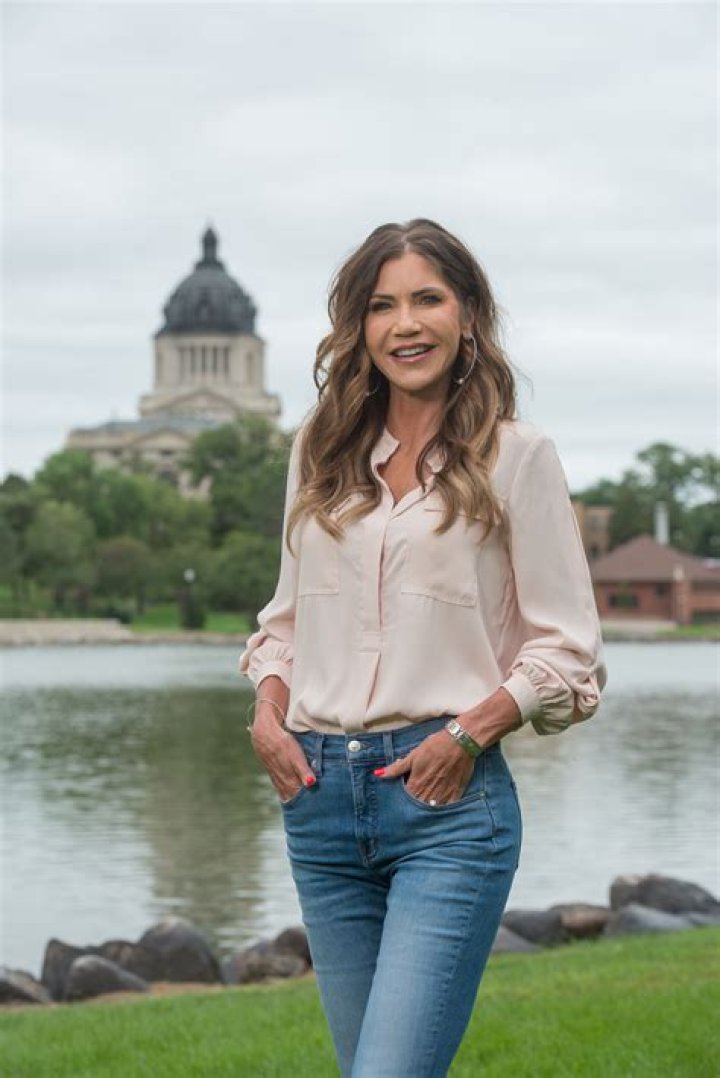 Age Of The Governor Of South Dakota: A Comprehensive Guide