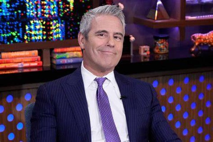 Andy Cohen says he and John Mayer are 'in love'