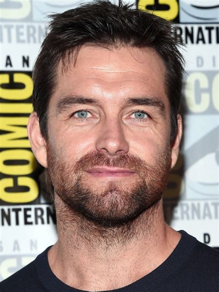 Antony Starr: Relationships, Past And Present