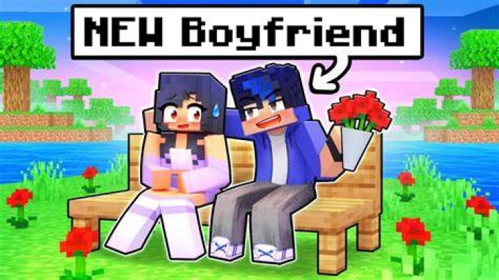 Aphmau Has A NEW BOYFRIEND In Minecraft?! YouTube