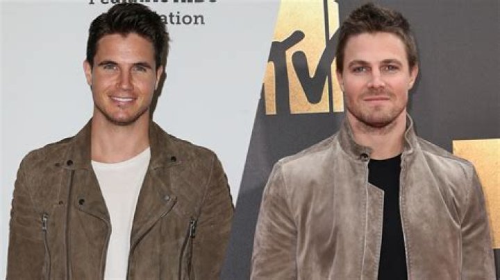 Are Robbie Amell & Stephen Amell Related?