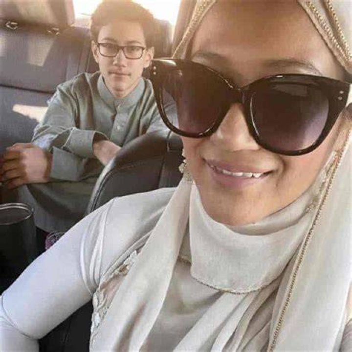 Bayyinah Nouman Ali Khan's Wife Unveiled: Get To Know Valerie De Leon