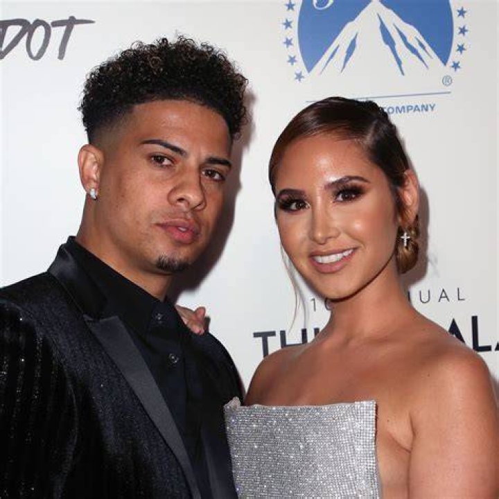 Catherine McBroom divorces Austin McBroom due to &ldquo;irreconcilable