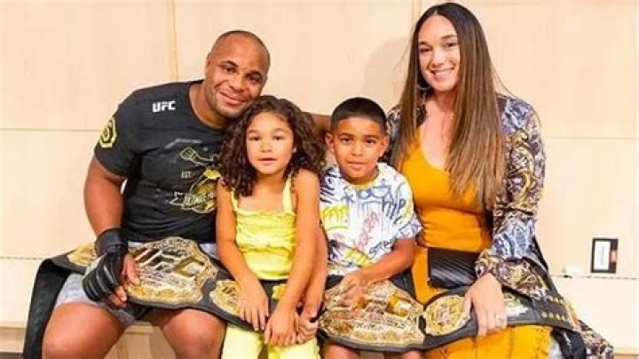 Daniel Cormier Wiki, Wife, Age, Height, Family, Biography & More