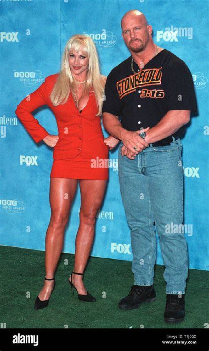 Debra & Stone Cold Teen Choice Awards Former WWE Diva... Debra