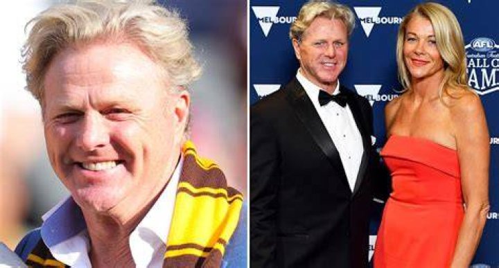 Dermott Brereton's Girlfriend: Who Is She? Latest News