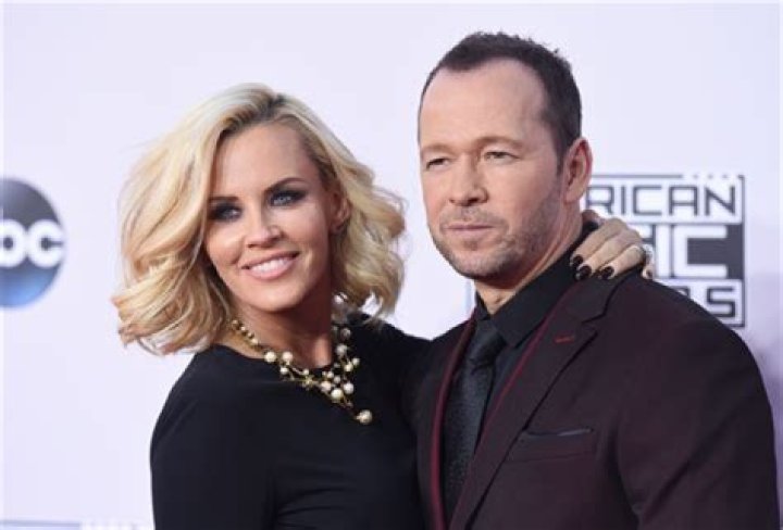 Did Donnie Wahlberg Divorce? Get The Scoop