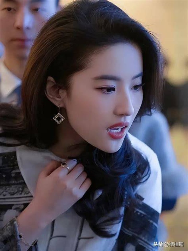 Did Liu Yifei Die? Uncovering The Truth Behind The Rumor