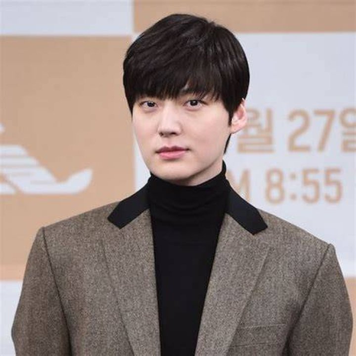 Does Ahn Jae Hyun Have A Child? Get The Answer Here