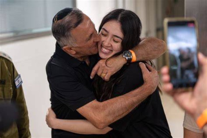 Does Pregnancy Rumors Surround Noa Argamani?