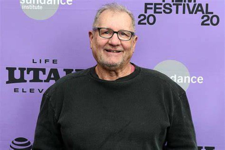 Ed O'Neill & Wife Gave Their Love Another Chance after Long Break