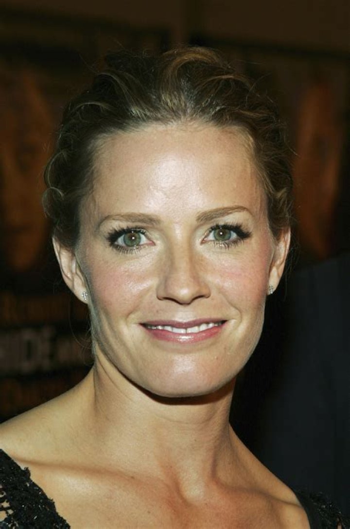 Elizabeth Shue's Exceptional Performances Captivate Audiences