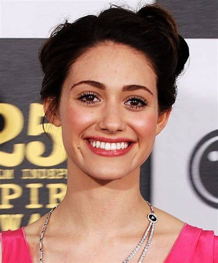 Emmy Rossum Age, Bio, Birthday, Family, Net Worth National Today