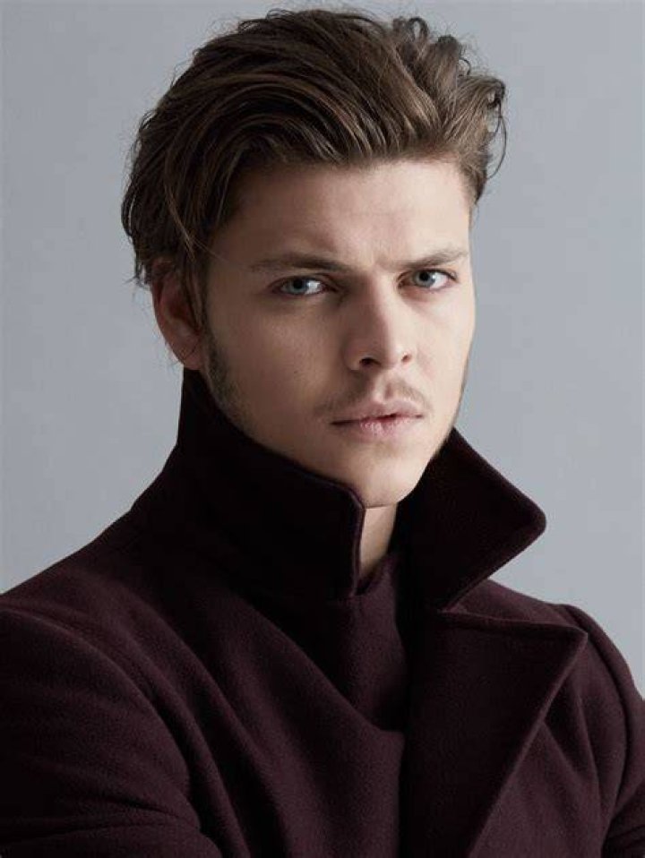 Explore Alex Hgh Andersen's Impressive Net Worth