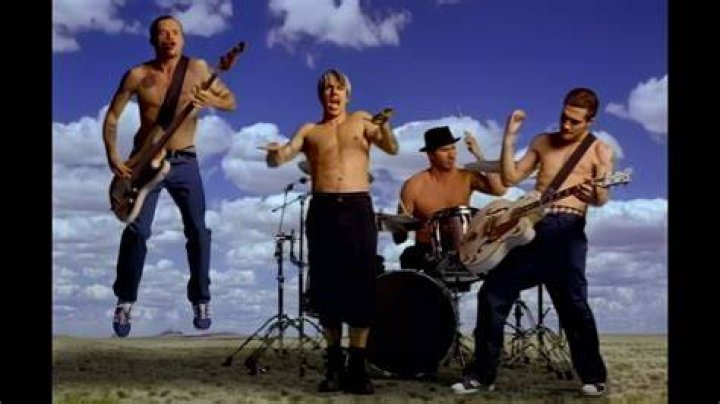 Explore The Romantic Relationships Of Red Hot Chili Peppers Members In The 1990s