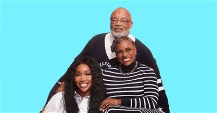 Find Out: Where Is SZA's Parents From?