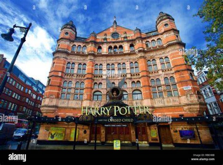 Franklin Theatre Harry Potter and the Sorcerer's Stone (PG)