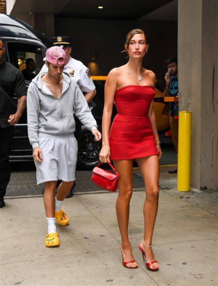 Hailey Bieber's Weight: A Healthy Guide To Her Fitness Journey