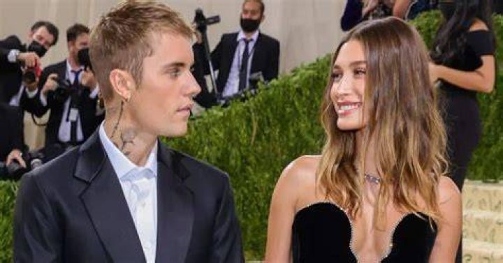 Hailey Bieber: Uncovering Her True Height