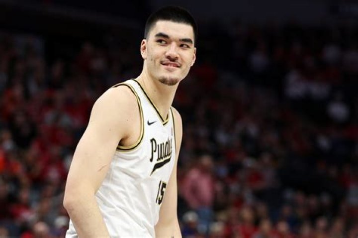 How Big Is Zach Edey? BIG AF! But Also "Highly" Skilled
