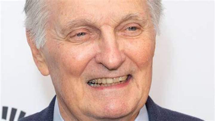 How Many Grandchildren Does Alan Alda Have?