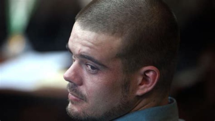 Imprisoned Dutch killer Joran van der Sloot a father after wife