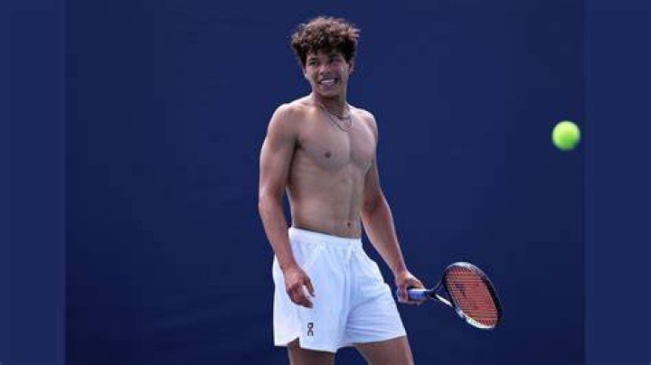 Is Ben Shelton Gay? Unveiling Tennis Stars Sexuality and Love Life!