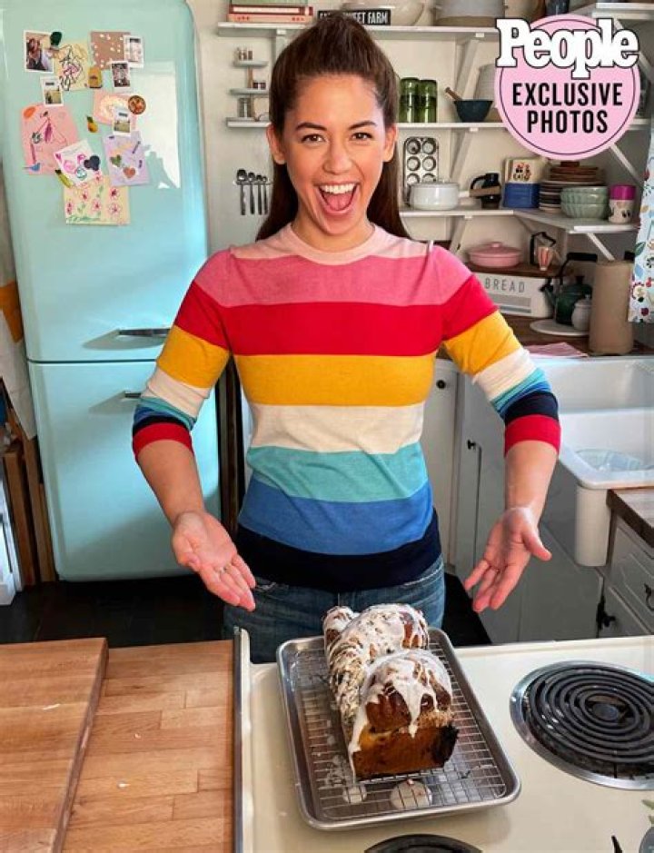Is Molly Yeh Pregnant? Everything You Need To Know About Her....