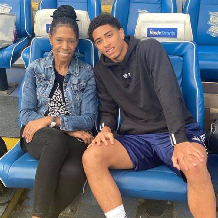 Jobe Bellingham's Mother: A Guiding Force In His Football Journey