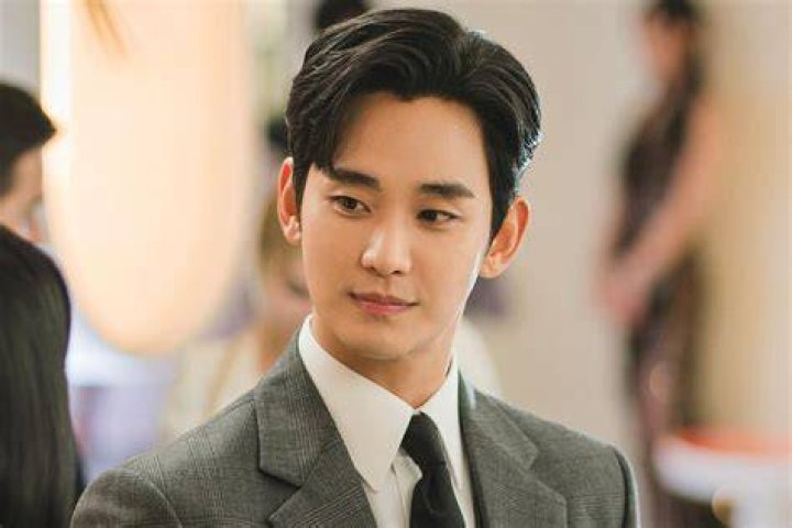 Kim Soo Hyun Shows His Unparalleled Visuals As Model For Swiss Watch