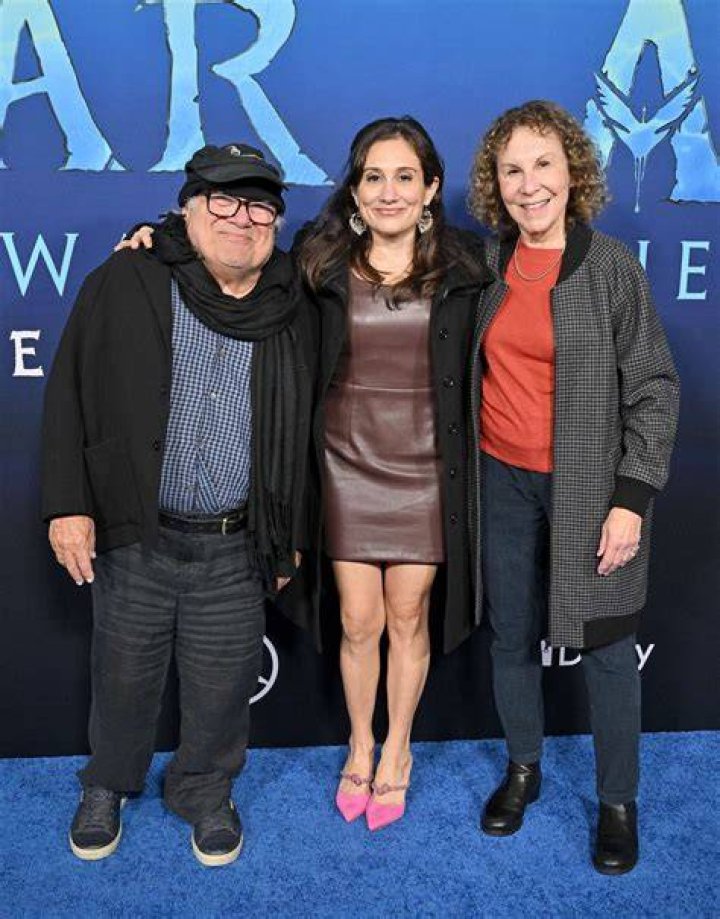 Lucy DeVito Height: Unveiling The Stature Of The Multifaceted Star