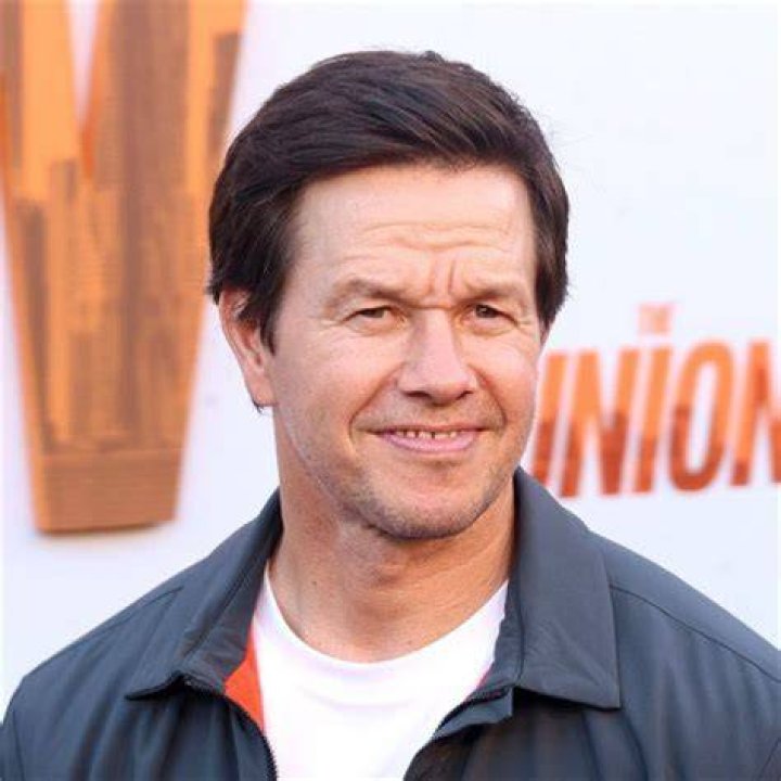 Mark Wahlberg's A-List Connection To The Backstreet Boys