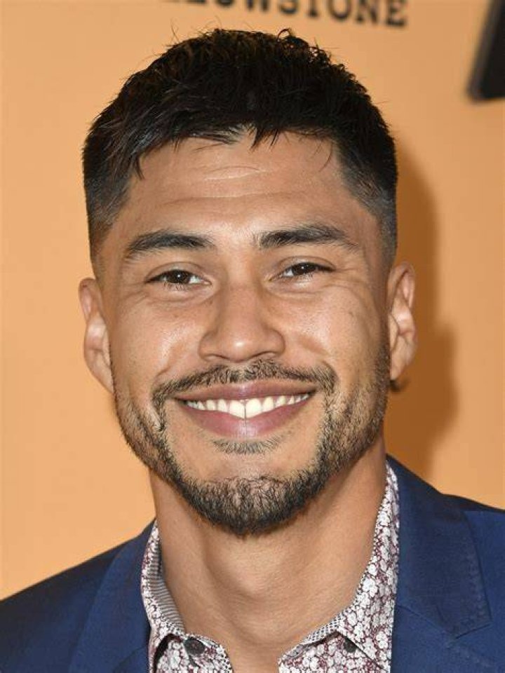 Martin Sensmeier AlloCin&eacute;
