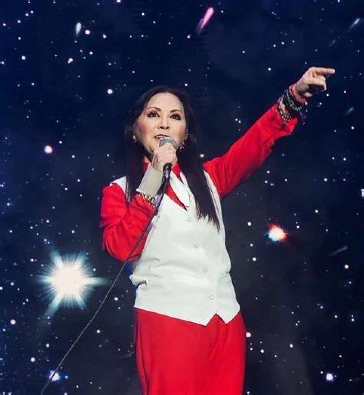 Meet The Family Behind The Legendary Voice Of Ana Gabriel