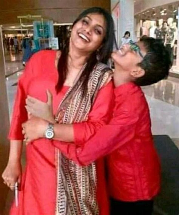 Mom And Son Hot Sex Picture