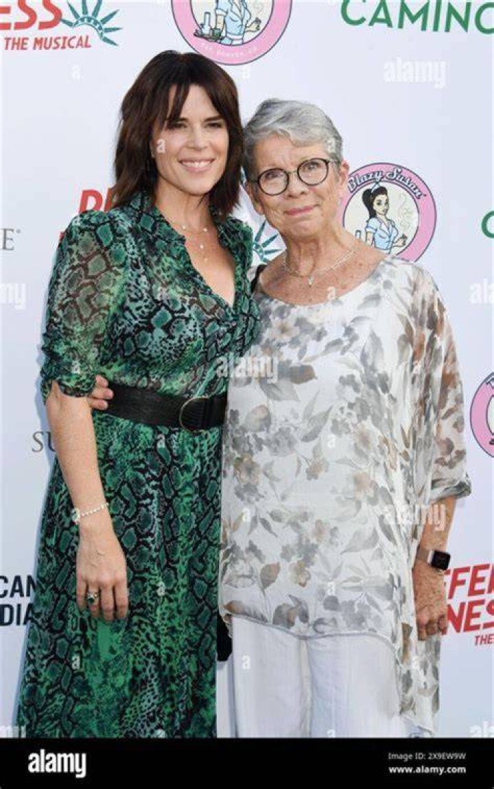 Neve Campbell parents Gerry Campbell, Marnie Campbell