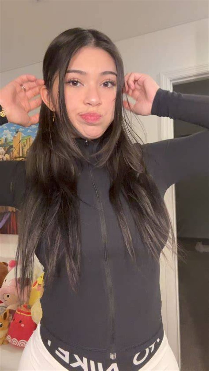 OnlyFans Sensation Aaishah Sofey: Exclusive Content Revealed