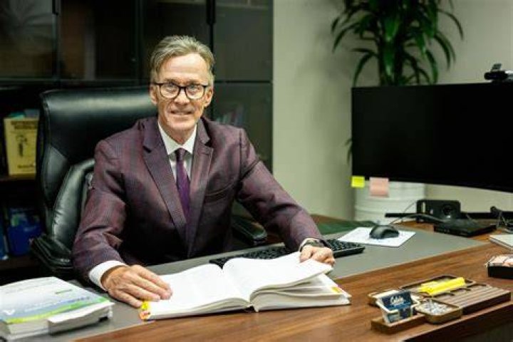 Renowned Orthopedic Surgeon Dustin Parnell: Expertise And Excellence