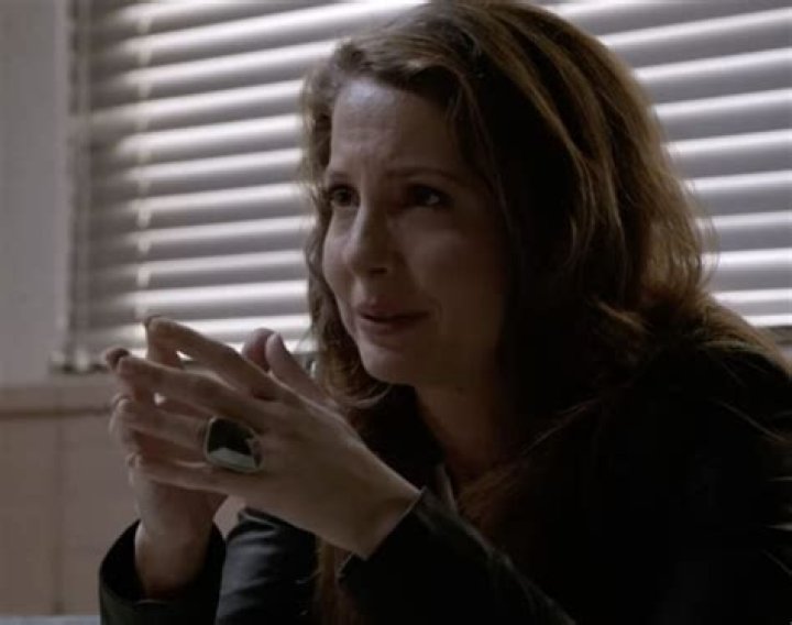 Robin Weigert's Captivating Performance In Jessica Jones