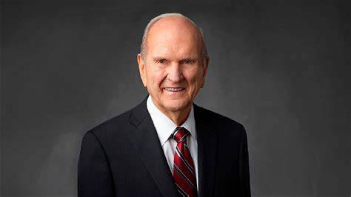 Russell M. Nelson Biography Facts, Childhood, Family Life & Achievements