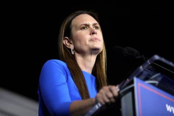 Sarah Huckabee Sanders Height: Uncovering The Facts