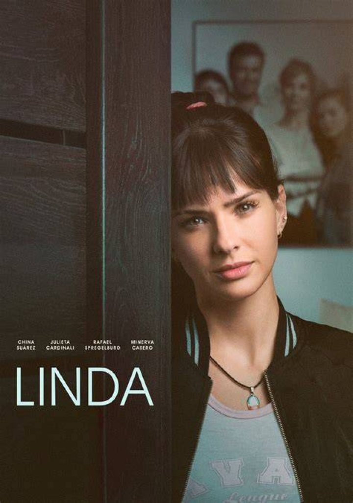 (SS3236324) Movie picture of Linda Blair buy celebrity photos and