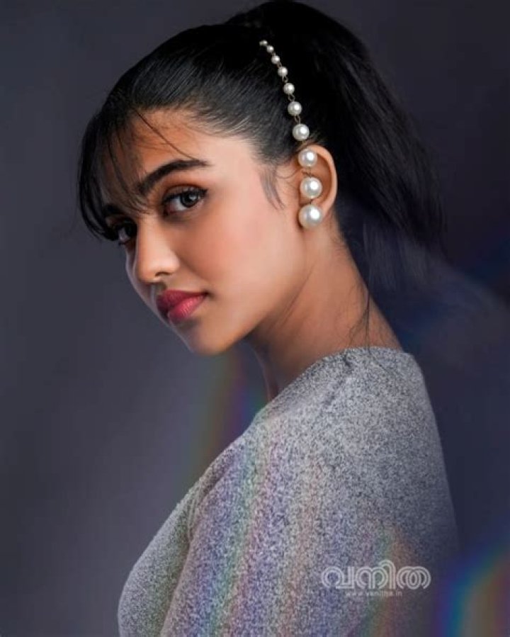 Super Sharanya Fame Mamitha Baiju Looks Stylish in Latest Photoshoot