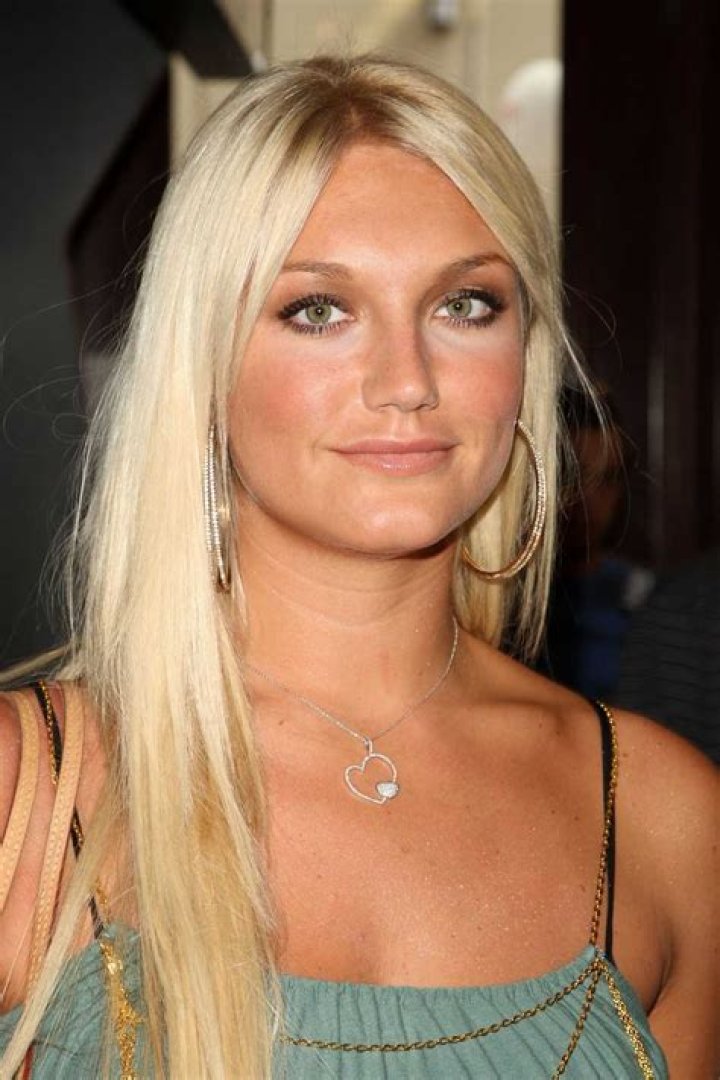 Tall Giant Brooke Hogan by TallGirlFan on DeviantArt