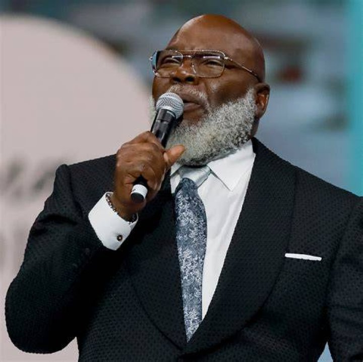 TD Jakes' Daughter Sarah Reportedly Bought a 4 Million Mansion &mdash; Get a