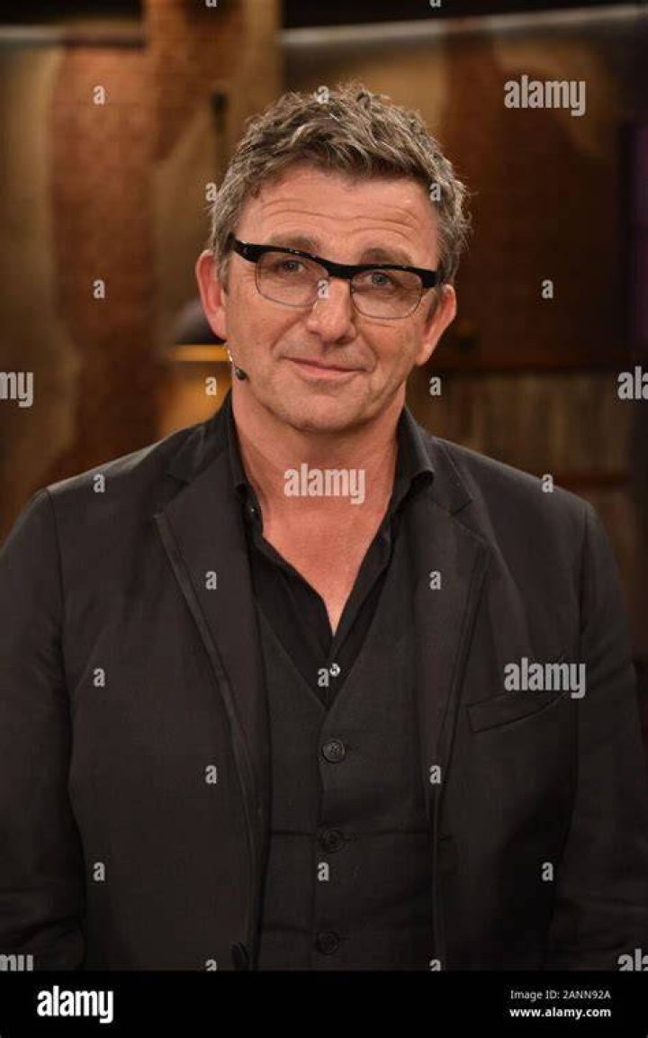 The actor Hans Sigl smiles during the press tour 'Zehn Jahre und 100