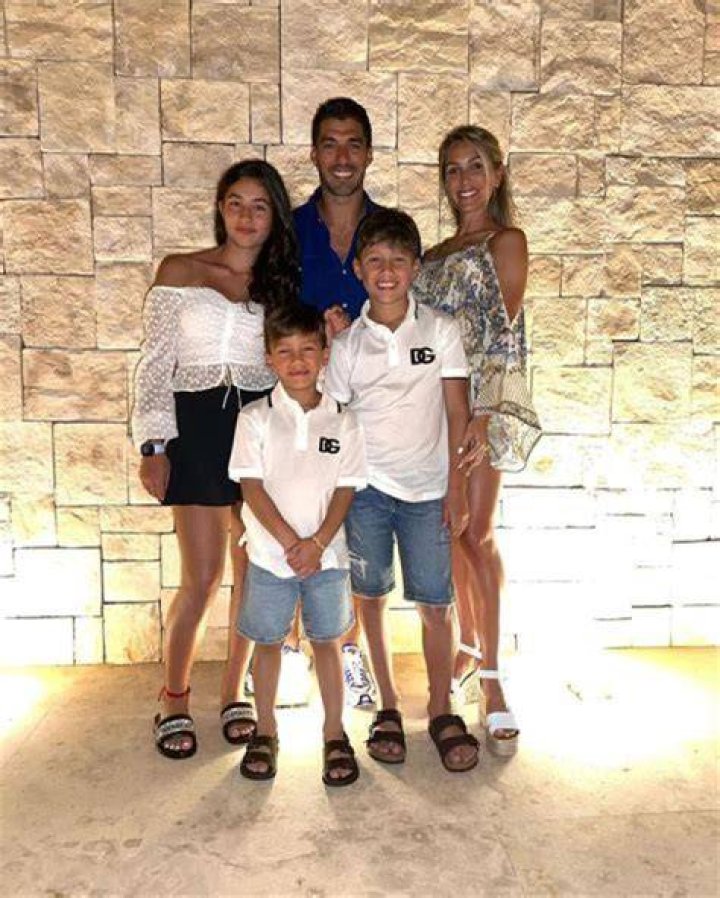 The Beautiful Life Of Luis Suarez And His Beloved Children