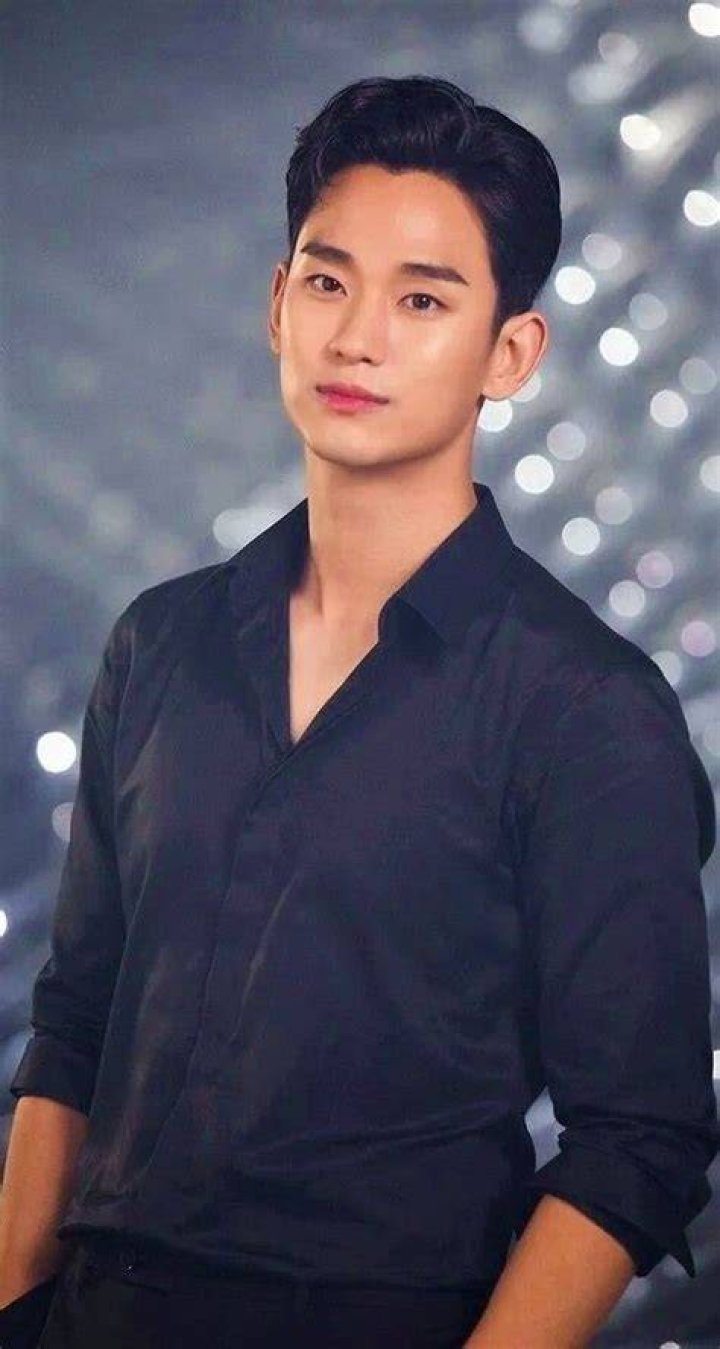 Uncover The Exact Height Of Korean Heartthrob Kim Soo-hyun