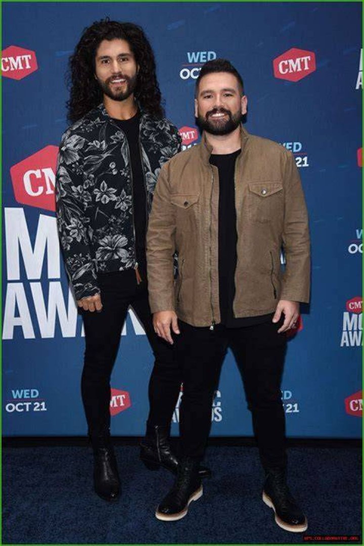 Uncovering The Height Difference: Shay's Stature Compared To Dan And Shay