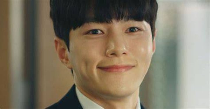 Unveil The Mystery: Kim Myung Soo's Marital Status And Spousal Identity